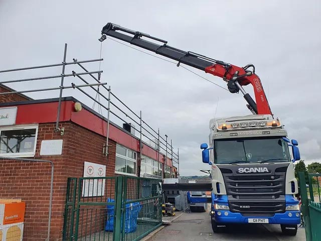 The Role of Hiab Cranes in Home Renovations