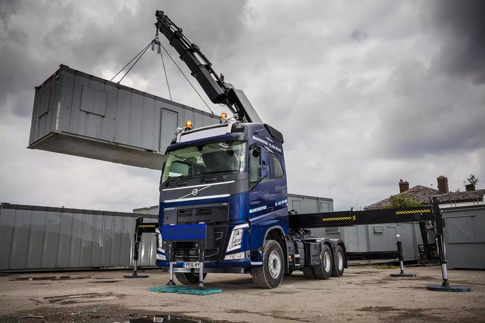 hiab crane in action 003